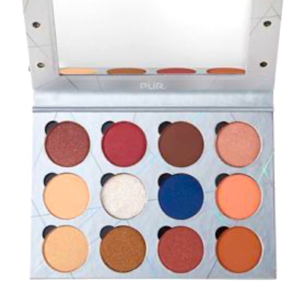 BNIB! PUR Out of the Blue Eyeshadow Palette 💡💡